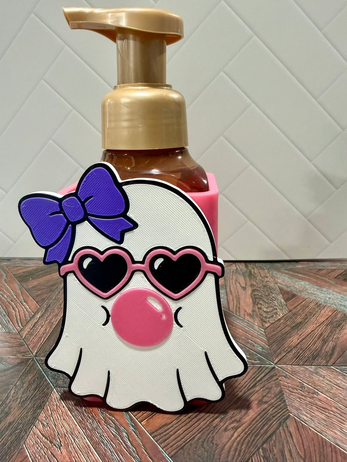 Bubblegum Ghost Front – Soap Pump Holder